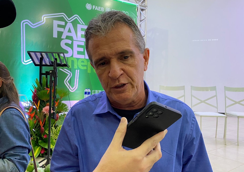 Presidente da Faeb Senar destaca importância da fruticultura em Livramento durante abertura do evento