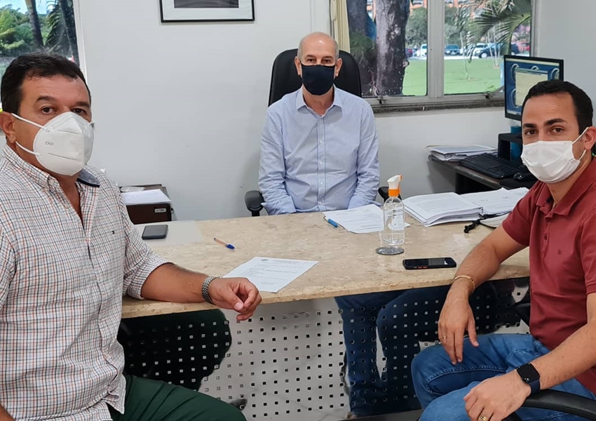 Deputado Marquinho Viana agiliza investimentos para os esportes e sistema de água em Ituaçu