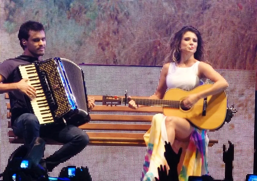 Ituaçu confirma show de Paula Fernandes no Arraiá do Brejo Grande