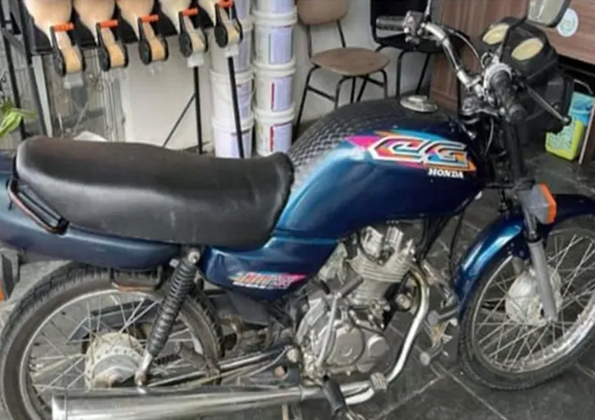 Motocicleta é roubada em Dom Basílio
