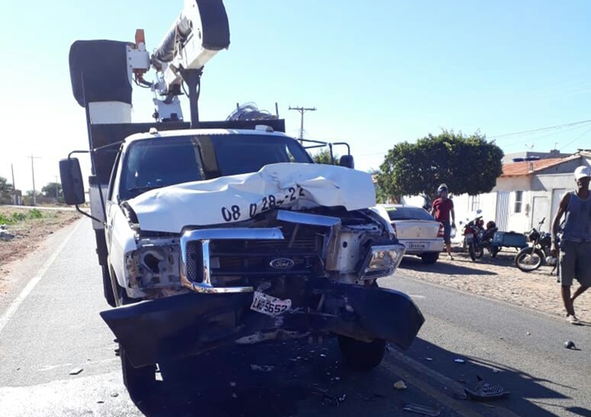Paramirim: Motociclista morre após colisão frontal entre moto e carro na BA-152