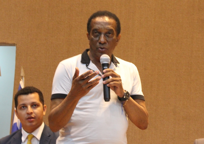 APLB-Sindicato mantém decisão de não retornar aulas presenciais sem a imunização dos profissionais em Educação