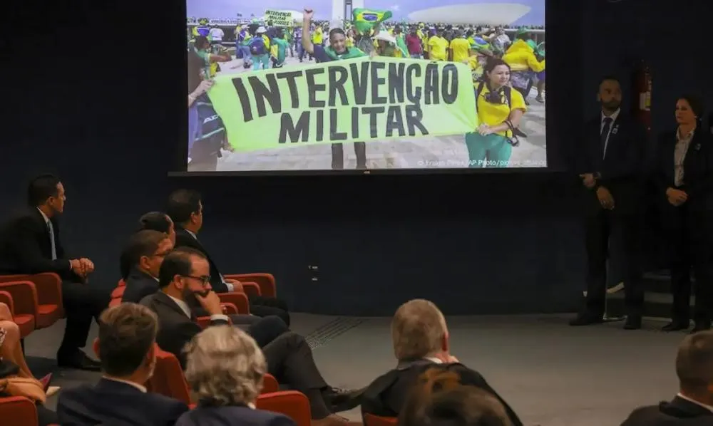 STF torna réus seis acusados de participação em trama golpista contra democracia