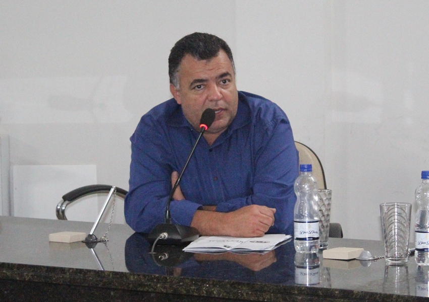 Aulas na rede municipal de ensino ficam suspensas até  18 de maio em Livramento