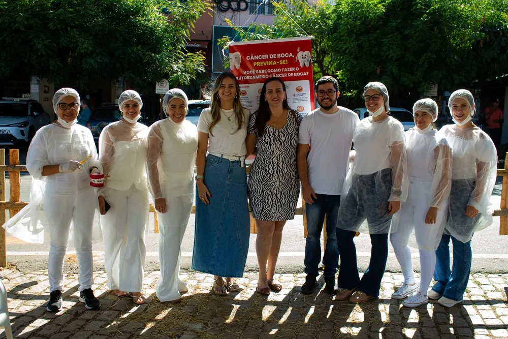 CEO realiza ação de prevenção ao câncer bucal em Livramento