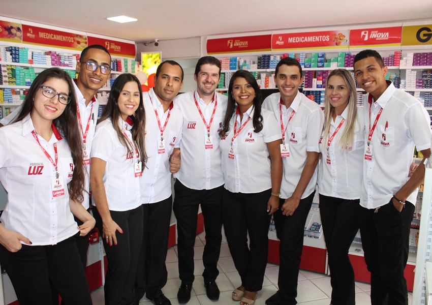 Farmácia Luz Rede Inova comemorou aniversário de 03 anos em grande estilo em Livramento