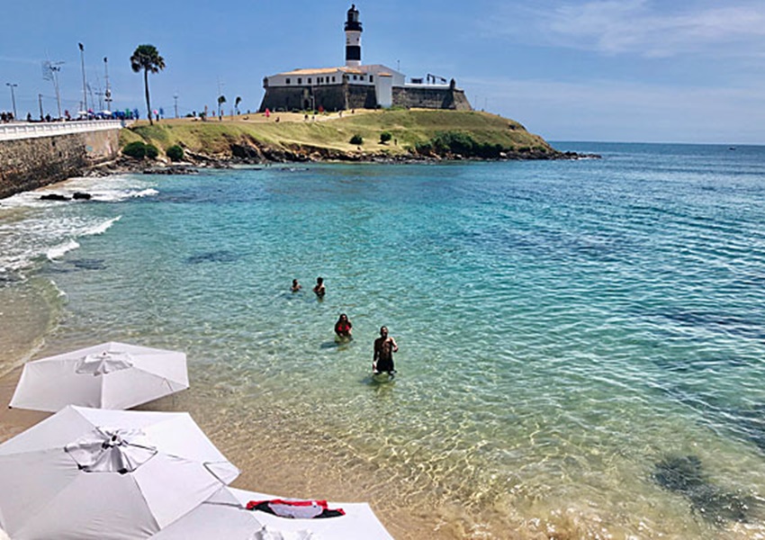 Salvador reabriu praias nesta segunda-feira (3)