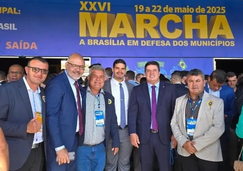 Marquinho Viana acompanha prefeitos de cidades baianas na Marcha a Brasília em Defesa dos Municípios