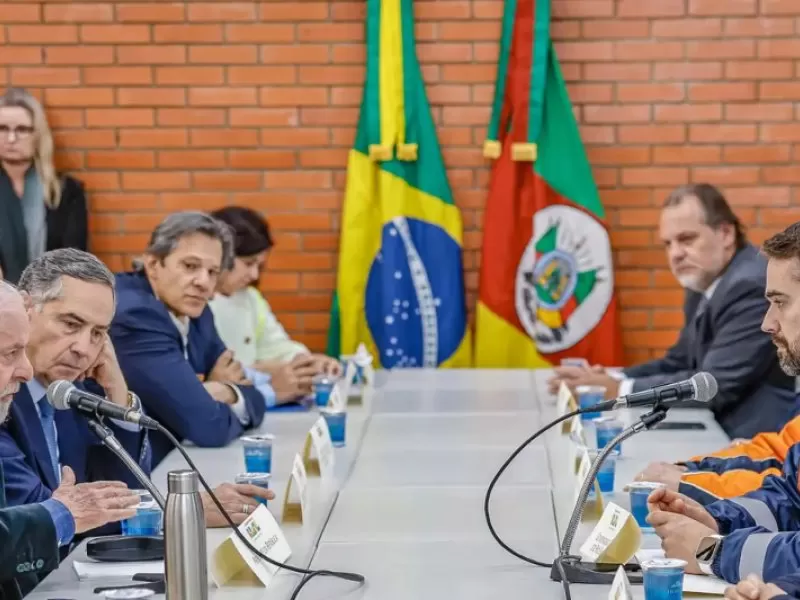 Presidente Lula cobra agilidade em resposta às enchentes no Rio Grande do Sul
