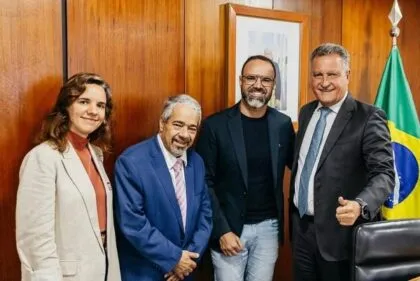 Ministro da Casa Civil, Rui Costa, conhece modelo inovador da VCA Construtora