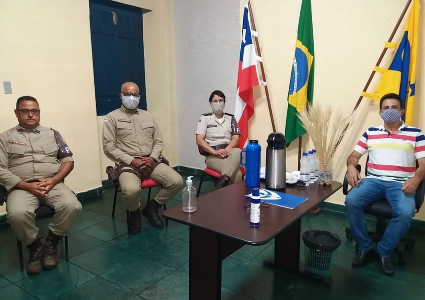 Major Cleise Delfino participa de reunião com prefeito de Rio de Contas