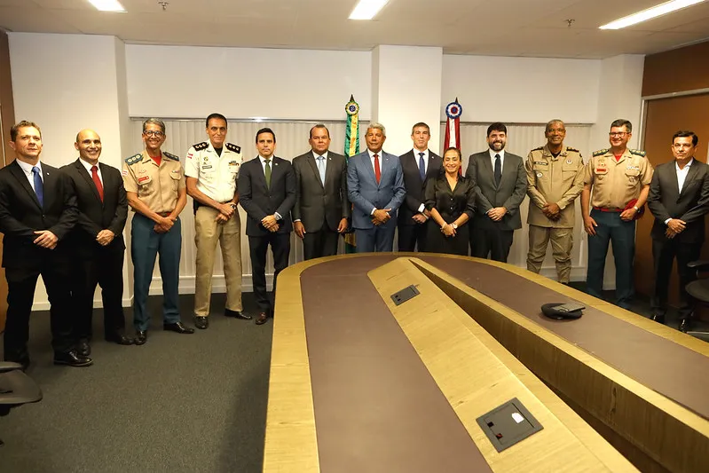 Governador Jerônimo Rodrigues anuncia nova cúpula das Forças de Segurança da Bahia