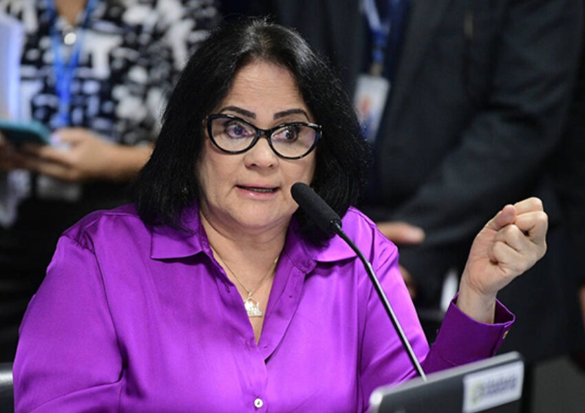Reações políticas divergem sobre operação da Polícia Federal
