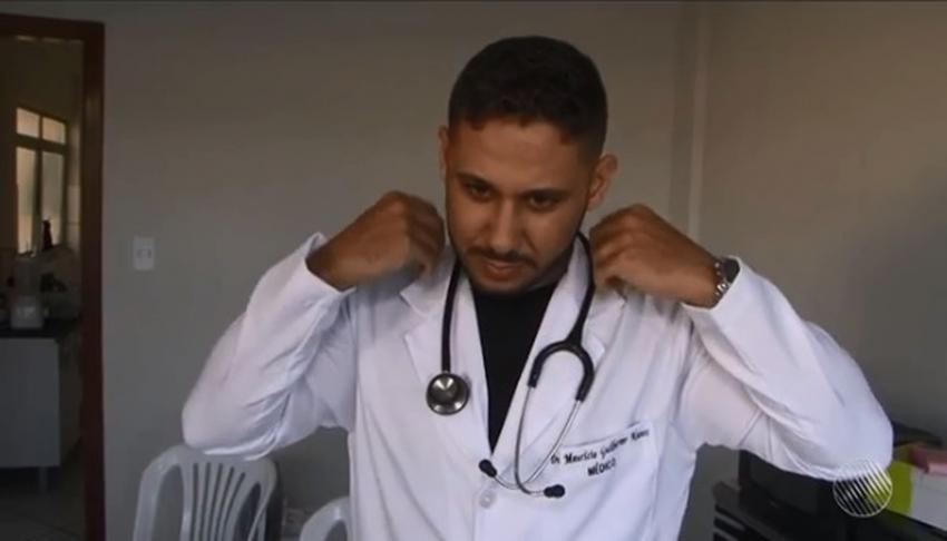 Com convite pronto, estudante de medicina é impedido de se formar após ser acusado de fraude em cotas 