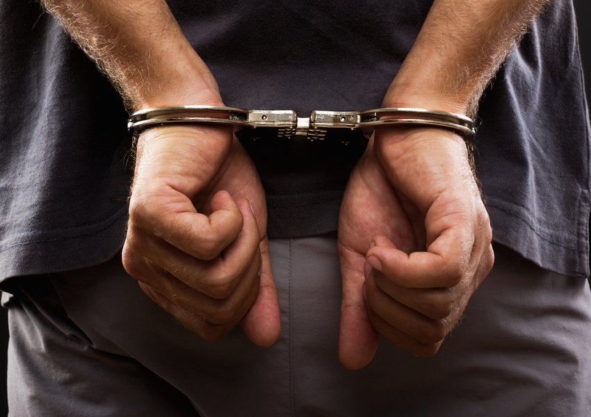 80ª CIPM prende homem com mandado em aberto pelo crime de estupro em Cândido Sales