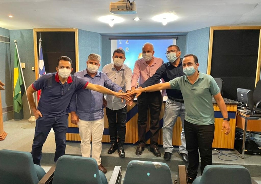 Prefeito Phellipe Brito assina protocolo para constituição do Consórcio Chapada Diamantina Sul