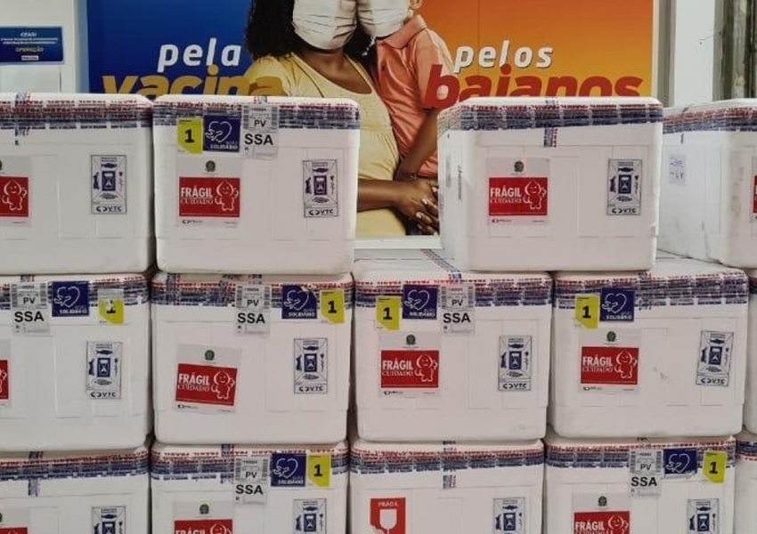 Bahia recebe 186 mil novas doses de Coronavac