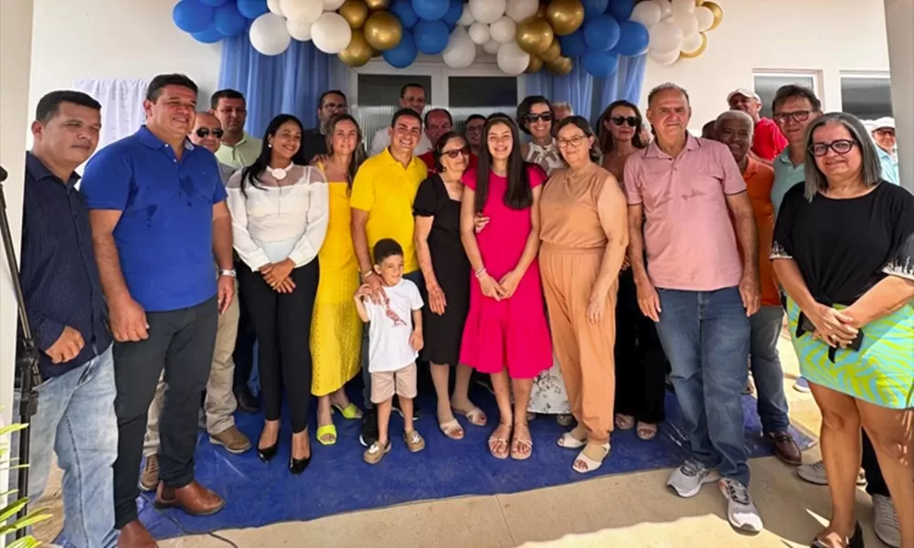 Prefeito de Ituaçu inaugura Unidade Básica de Saúde na Várzea