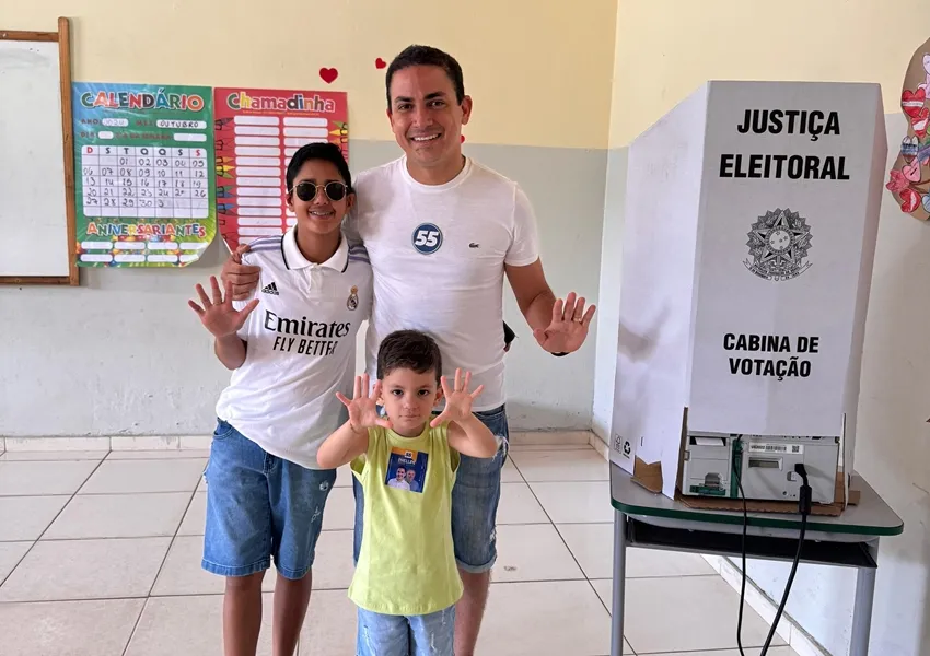 Phellipe Brito é reeleito prefeito de Ituaçu com ampla vantagem