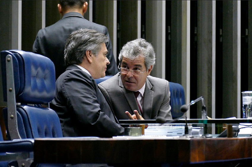 Bancada do PT no Senado Federal diz que votará contra Aécio na próxima terça-feira