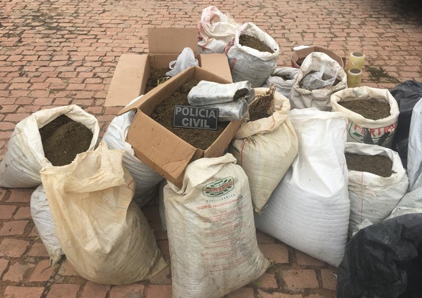 Homem é preso com mais de 160 kg de maconha em Seabra