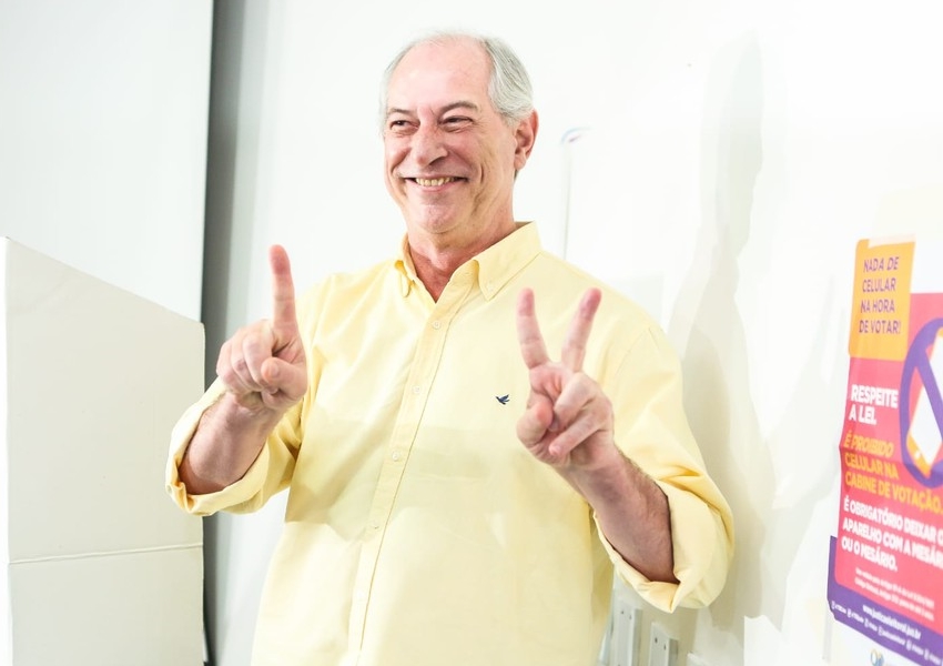 Ciro divulga vídeo com apoio a Lula no 2° turno