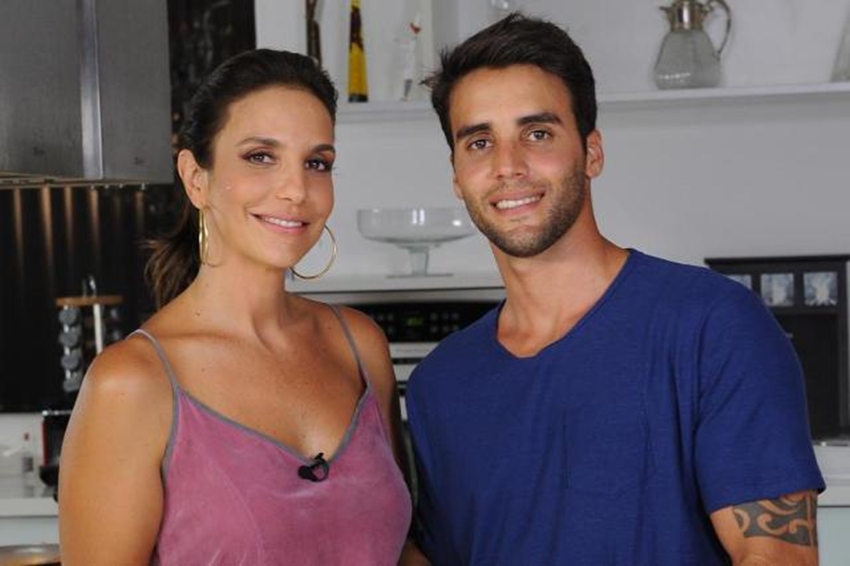 Cantora Ivete Sangalo anuncia que ficará de fora do carnaval de 2018 por causa da gravidez