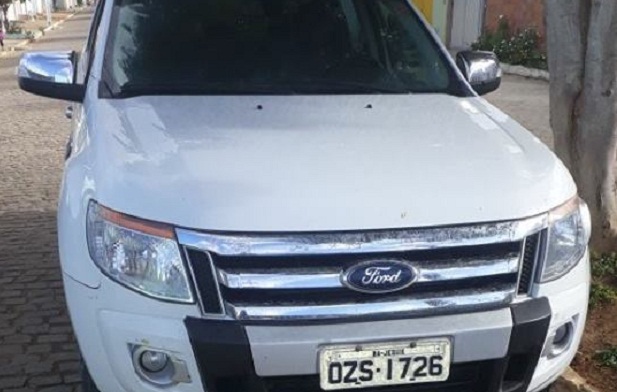 Jaguaquara: Homem morre em confronto na BR-116 após roubar caminhonete em Jequié