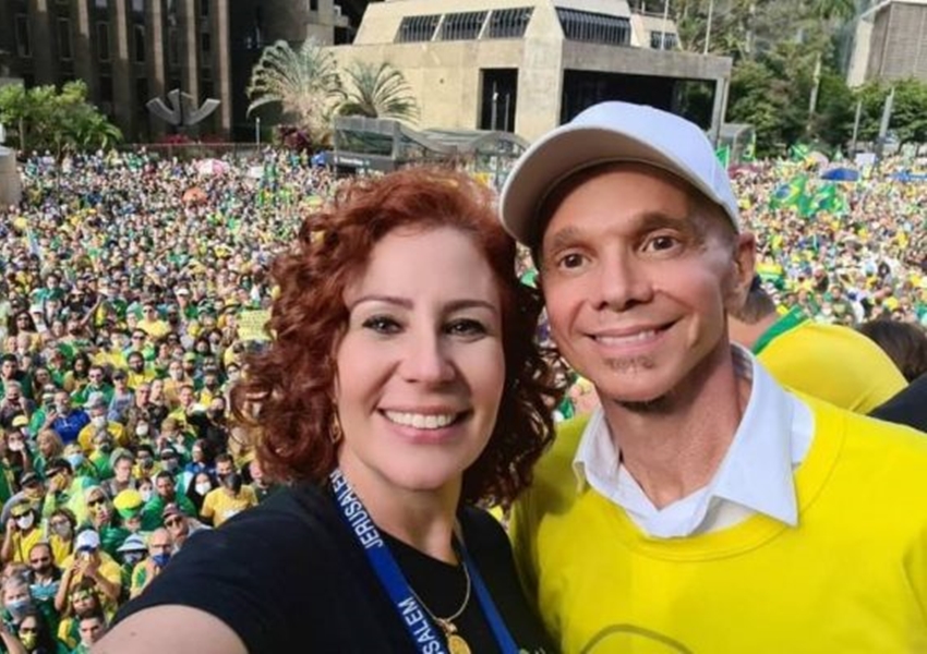 Deputada Carla Zambelli é condenada a pagar R$ 20 mil por danos morais a autor de 'Milla'