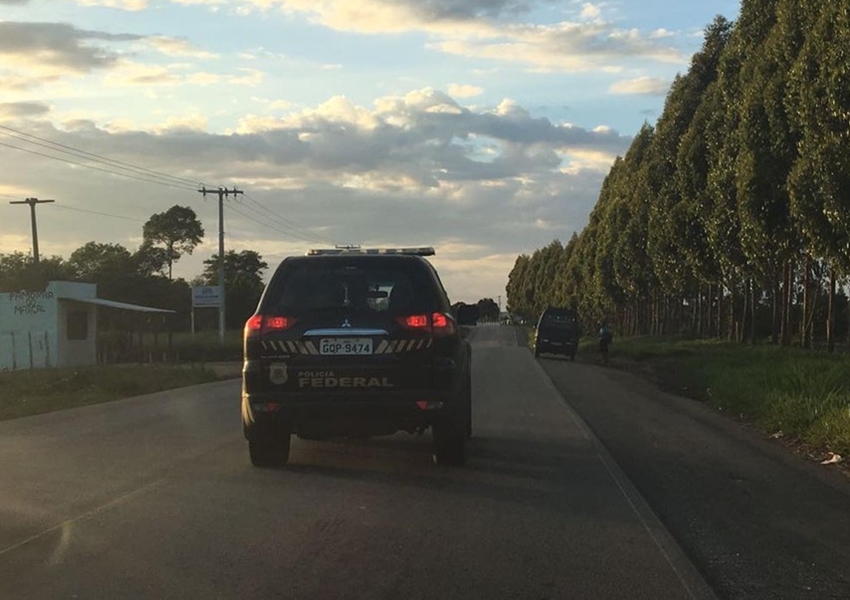 PF cumpre 13 mandados de prisão contra grupo que fraudava licitações do transporte escolar na Bahia e em Minas
