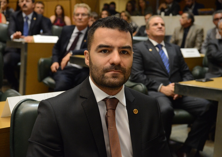 Arthur do Val renuncia ao cargo de deputado estadual após abertura de processo por suas frases sexistas