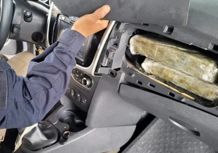 Motorista é preso com 6,5 quilos de cocaína na BR-116 em Vitória da Conquista