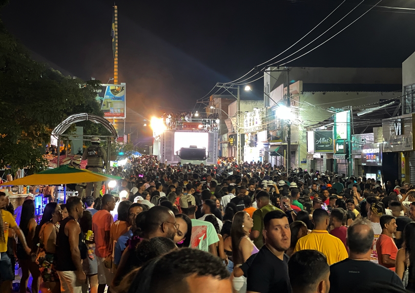 Carnaval em Brumado retorna com sucesso e animação