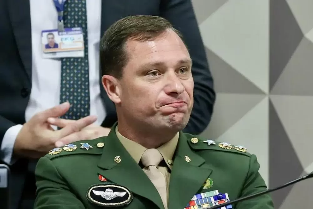 Exército veta promoções de Mauro Cid e militares suspeitos por tramar golpe