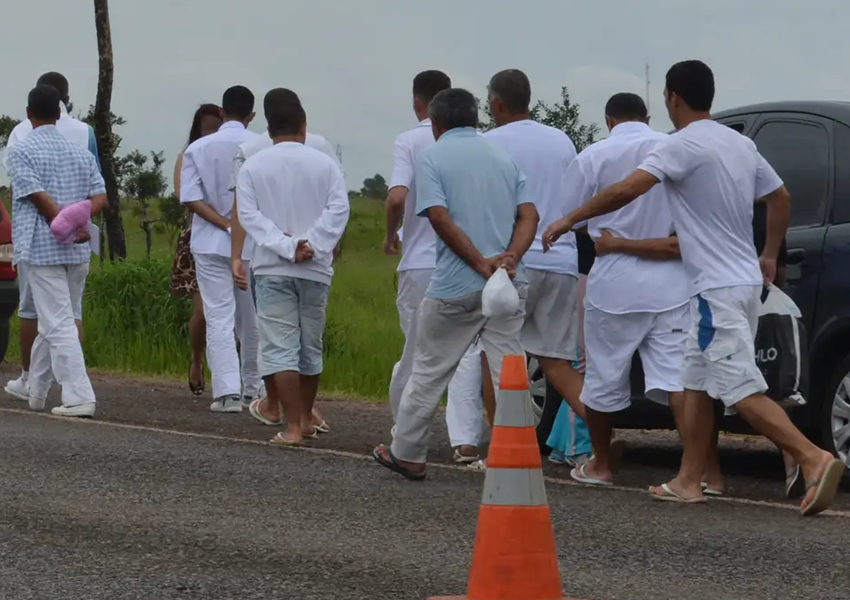 Projeto de lei que encerra 'saidinhas' de presos tem urgência aprovada no Senado