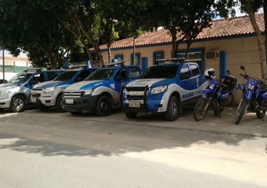 Homem de 41 anos é morto a tiros na frente de bar em Teixeira de Freitas, no extremo sul da Bahia