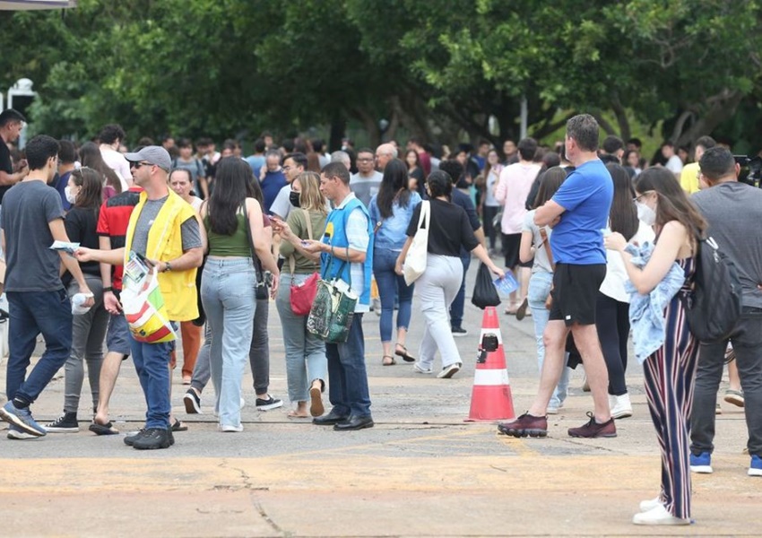 Provas do ENEM reaplicadas nesta terça, 10 e quarta, 11, para 3,2 mil candidatos