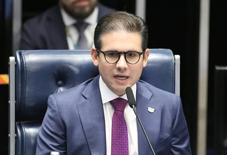 Disputa por vaga no TCU mobiliza oposição e aliados do governo na Câmara