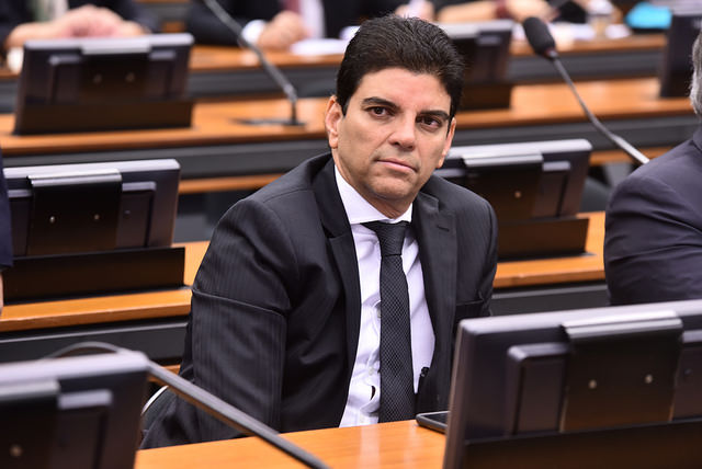 Dias maus para o Deputado Federal Cláudio Cajado 