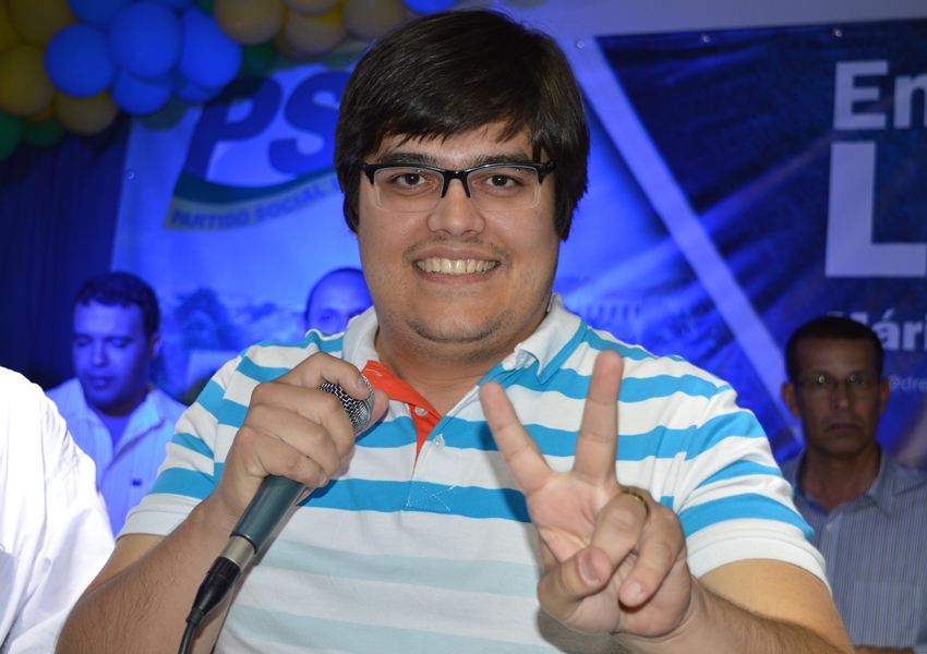  Mário Spínola se desincompatibiliza de cargo em comissão para ser o possível substituto de Carlão nas eleições 2020