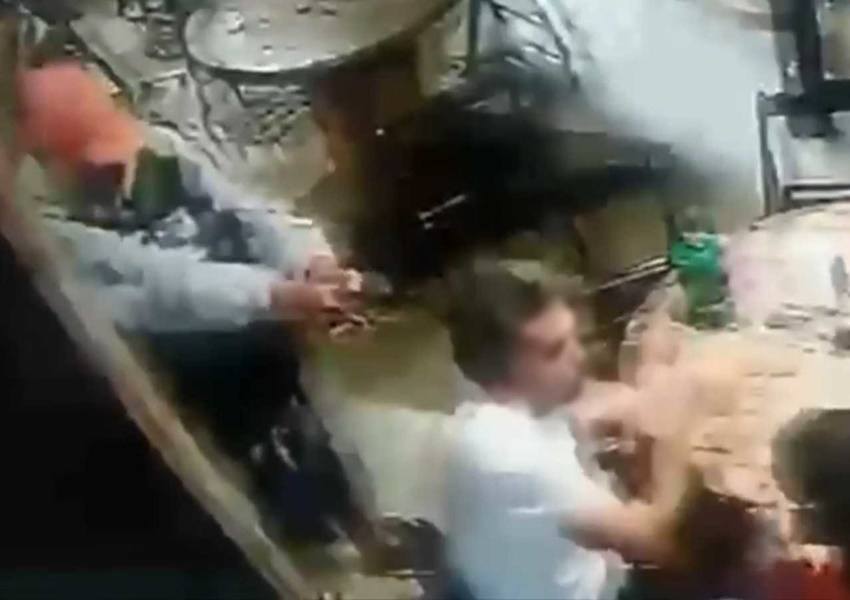 Guaratinga: Homem tenta matar professor em bar e arma falha três vezes
