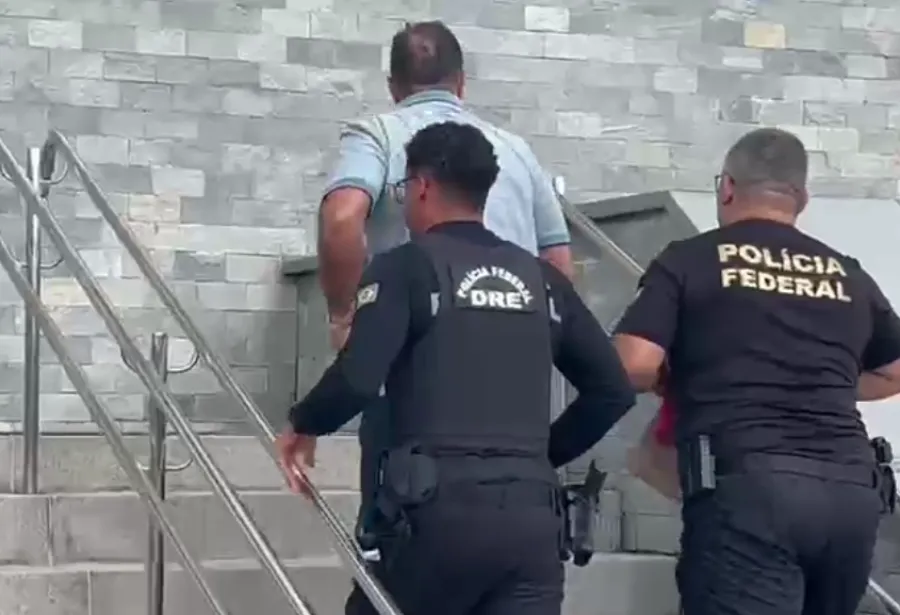 Vice-prefeito de Lauro de Freitas é preso por suspeita de desvio de emendas parlamentares