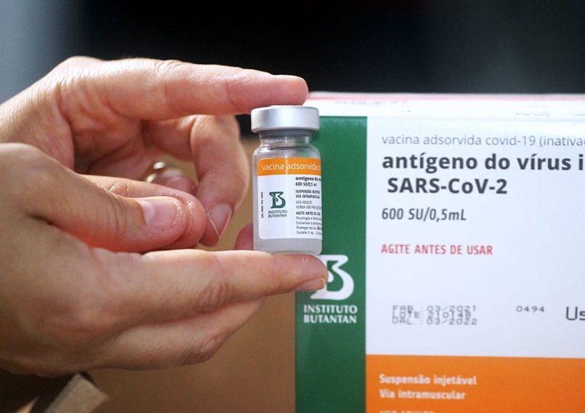 Levantamento aponta baixa hospitalização de pessoas vacinadas contra a Covid-19