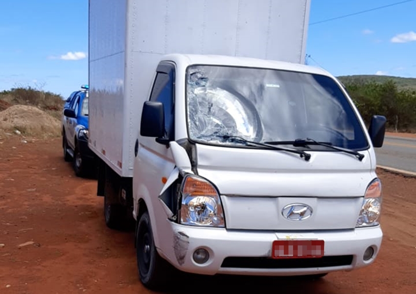 Motorista de caminhonete é preso após atropelar idoso e fugir em Guanambi