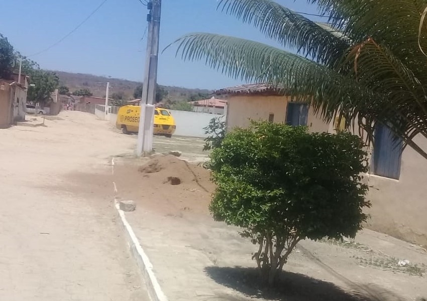 Morro do Chapéu: Grupo tenta assaltar carro-forte e troca tiros com seguranças