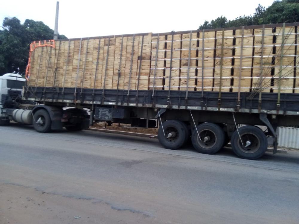 Apicultores de Licínio de Almeida recebem equipamentos para aumentar e aprimorar a produção de mel