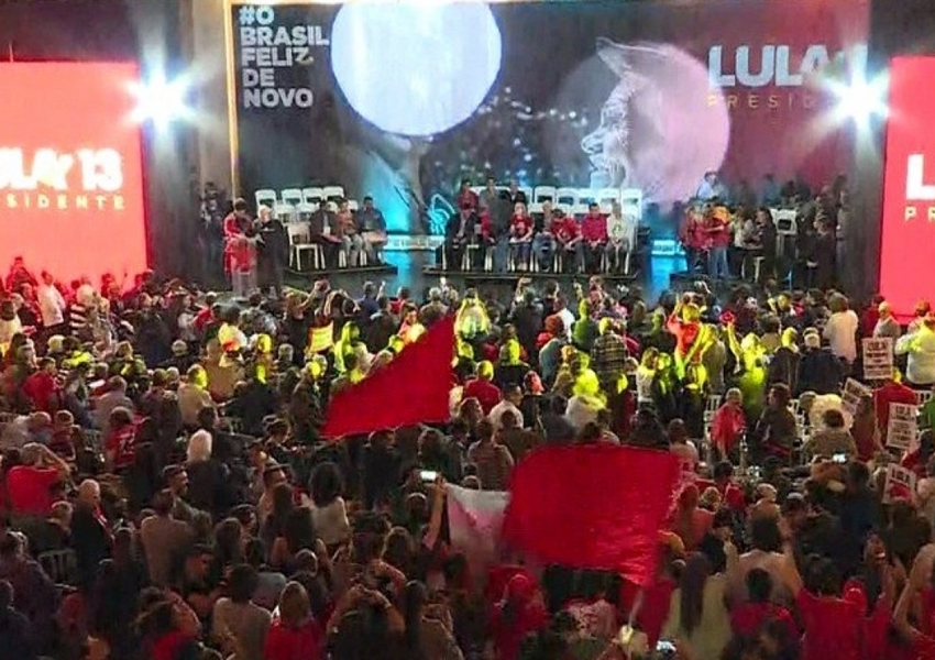 Lula é confirmado como candidato do PT à Presidência da República