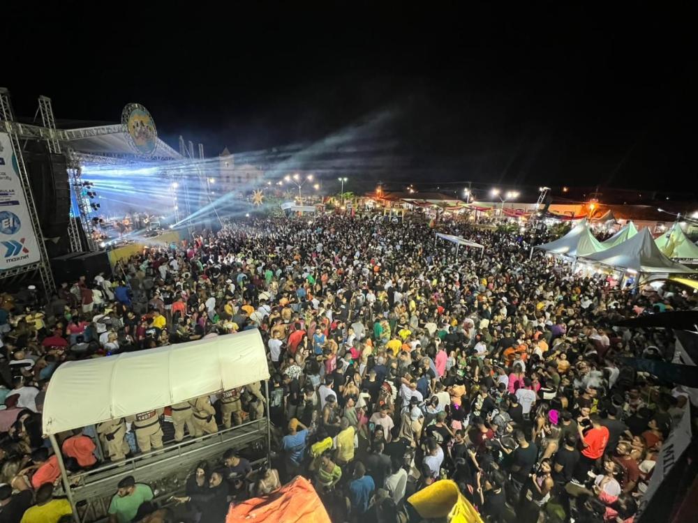 Carnaval de Rio de Contas faz história com multidões após dois anos sem festa carnavalesca