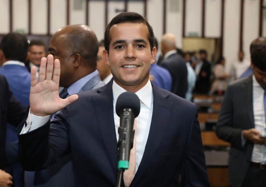 Deputado estadual propõe lei para obrigar prestação de socorro a animais atropelados na Bahia
