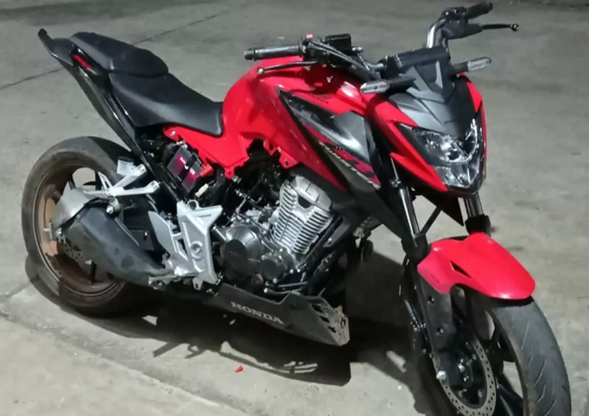 Moto roubada em concessionária é encontrada e suspeitos são capturados pela polícia em Brumado